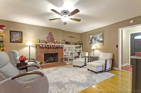 4028 E 46th St, Tulsa, OK 74135 photo 9