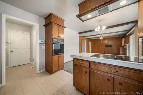 1714 E 59th St, Tulsa, OK 74105 photo 18
