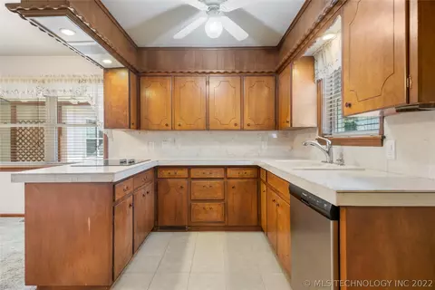 1714 E 59th St, Tulsa, OK 74105 photo 16