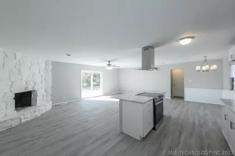 20938 E 37th Pl S, Broken Arrow, OK 74014 photo 4