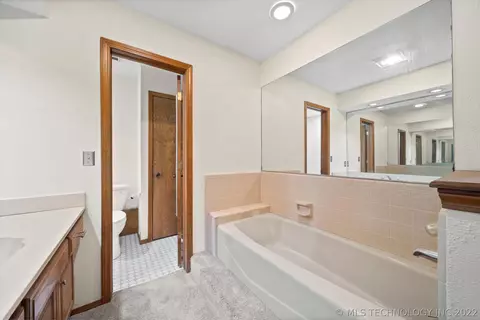 6212 E 78th Pl, Tulsa, OK 74136 photo 16