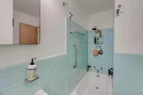 4503 E 38th Pl, Tulsa, OK 74135 photo 28