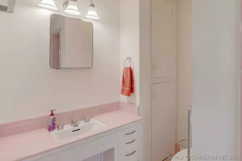 4503 E 38th Pl, Tulsa, OK 74135 photo 23