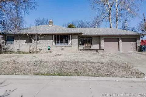 4503 E 38th Pl, Tulsa, OK 74135 photo 4
