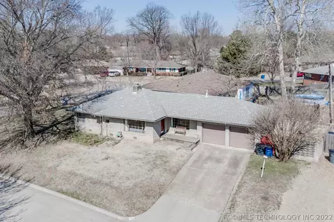 4503 E 38th Pl, Tulsa, OK 74135 photo 3