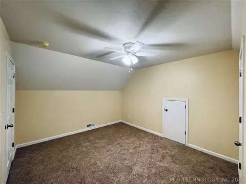 802 S Crestview Dr, Cushing, OK 74023 photo 20