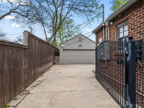 967 E 36th Pl, Tulsa, OK 74105 photo 31