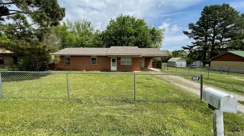 210 Umstead, Colbert, OK 74733 photo 2