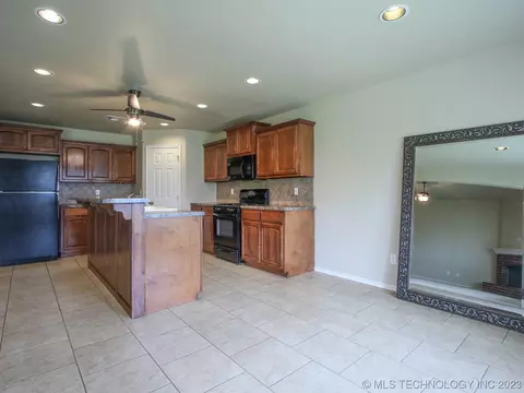 13301 E 43rd St, Tulsa, OK 74134 photo 20