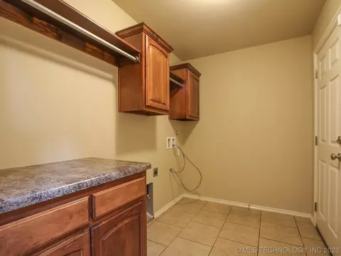 13301 E 43rd St, Tulsa, OK 74134 photo 21