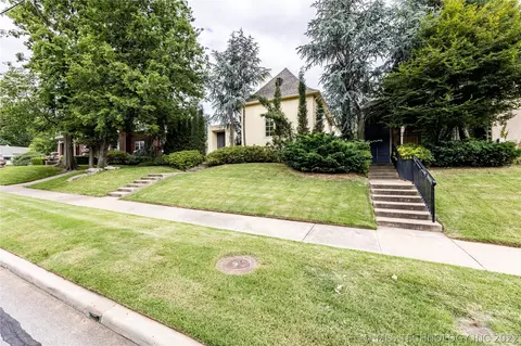222 E 18th St, Tulsa, OK 74119 photo 2