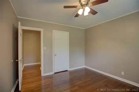 1942 E 35th Pl, Tulsa, OK 74105 photo 27
