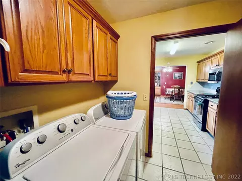 318 S Highland Ave, Cushing, OK 74023 photo 24