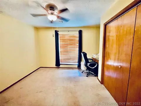 318 S Highland Ave, Cushing, OK 74023 photo 19