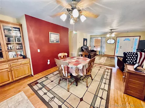 318 S Highland Ave, Cushing, OK 74023 photo 10