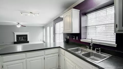 9403 E 99th Pl, Tulsa, OK 74133 photo 19