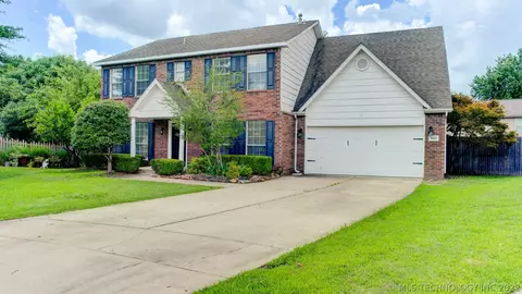 9403 E 99th Pl, Tulsa, OK 74133 photo 2