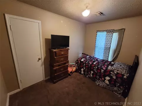 5975 E Latimer St, Tulsa, OK 74115 photo 5