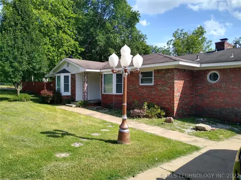 14344 E 12th Pl, Tulsa, OK 74108 photo 1