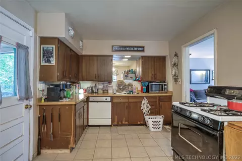 1003 E 37th St, Tulsa, OK 74105 photo 10