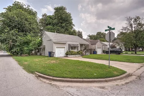 1003 E 37th St, Tulsa, OK 74105 photo 3