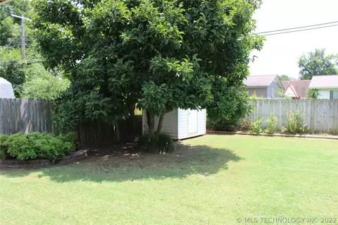 6718 E 28th Pl, Tulsa, OK 74129 photo 5