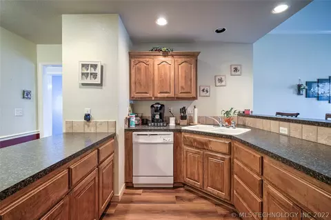 20256 E 32nd Pl S, Broken Arrow, OK 74014 photo 12