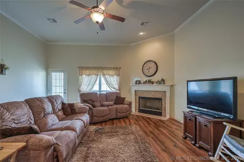 20256 E 32nd Pl S, Broken Arrow, OK 74014 photo 16