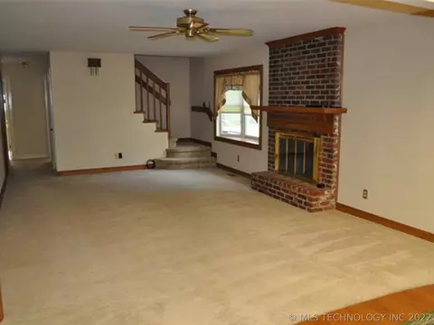 6836 E 54th St, Tulsa, OK 74145 photo 6
