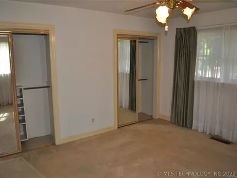 6836 E 54th St, Tulsa, OK 74145 photo 19