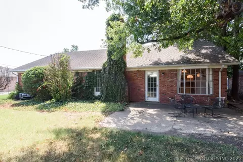 9025 E 26th Ct S, Tulsa, OK 74129 photo 27