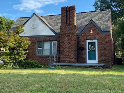 2056 E 13th St, Tulsa, OK 74104 photo 1