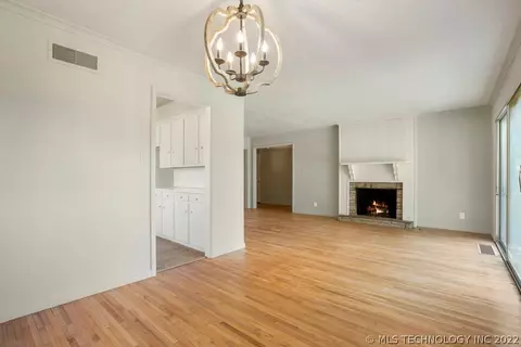4140 E 46th St, Tulsa, OK 74135 photo 8