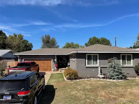 6751 E 27th St, Tulsa, OK 74129 photo 1