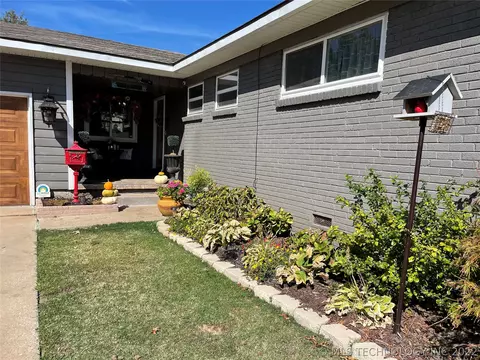 6751 E 27th St, Tulsa, OK 74129 photo 4