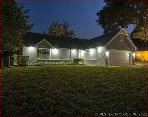 401 E Austin St, Broken Arrow, OK 74011 photo 1