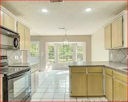 401 E Austin St, Broken Arrow, OK 74011 photo 17