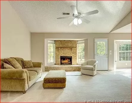 401 E Austin St, Broken Arrow, OK 74011 photo 12