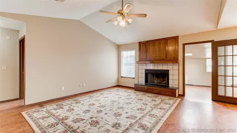 19420 E 36th St, Broken Arrow, OK 74014 photo 8