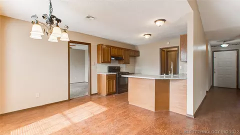 19420 E 36th St, Broken Arrow, OK 74014 photo 12