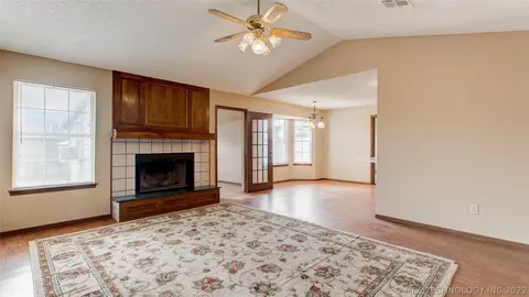 19420 E 36th St, Broken Arrow, OK 74014 photo 9