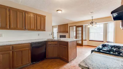 19420 E 36th St, Broken Arrow, OK 74014 photo 14