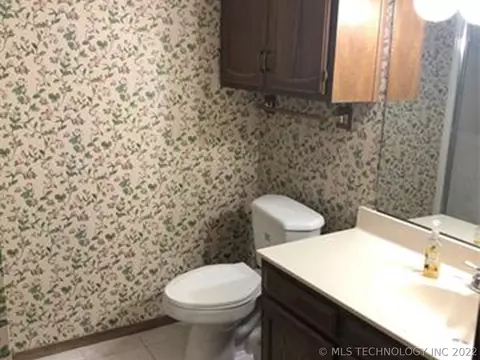 8630 E 77th Pl, Tulsa, OK 74133 photo 11