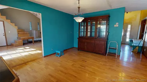 100 E Bird, Davis, OK 73030 photo 9