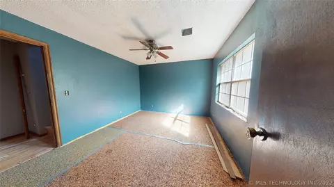 100 E Bird, Davis, OK 73030 photo 19
