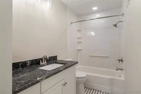 4027 E 25th Pl, Tulsa, OK 74114 photo 19