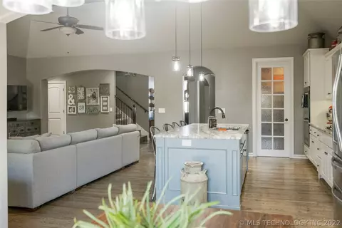 6056 E 142nd Pl S, Bixby, OK 74008 photo 17