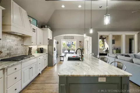 6056 E 142nd Pl S, Bixby, OK 74008 photo 19