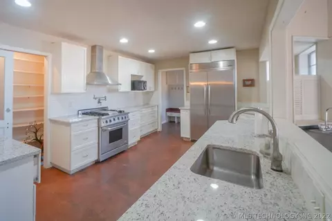 6849 E 56th St, Tulsa, OK 74145 photo 11
