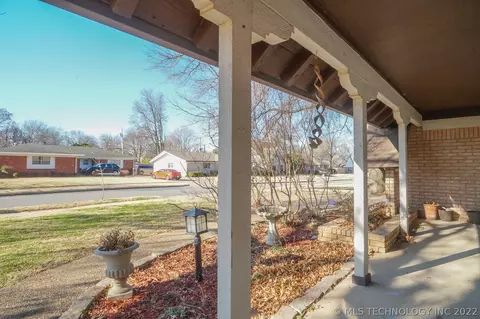 6849 E 56th St, Tulsa, OK 74145 photo 41